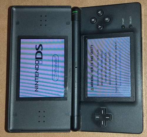 Nintendo DS Black ( Good Condition & 15 games)