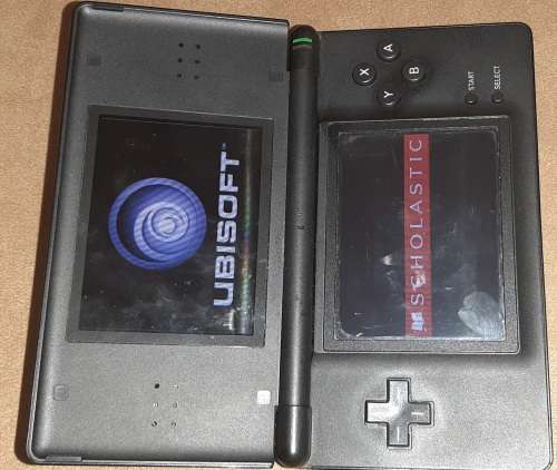 Nintendo DS Black ( Good Condition & 15 games)