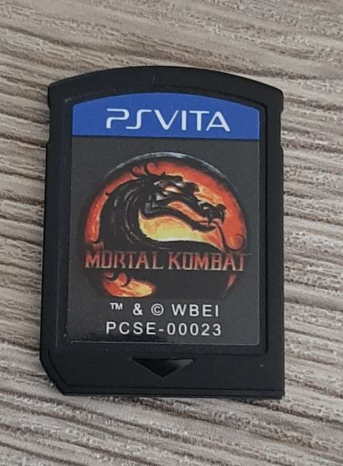 PS Vita 1001 ( one onboard game and one physical game)