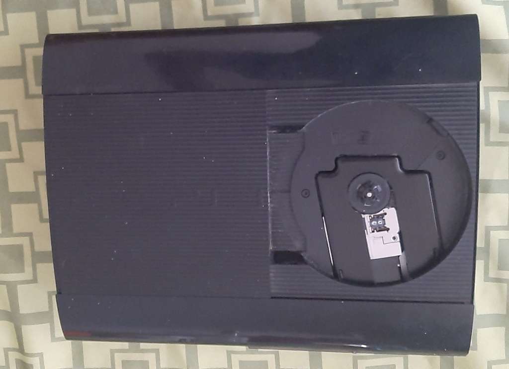 Consoles for repair or parts ( PS3, Wii, 2DS Please read description about faults))