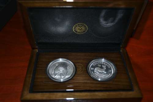2019 Elephant and Krugerrand combo set
