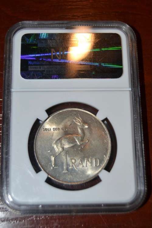 *Rare* 1966 `Tagged Ear` R1