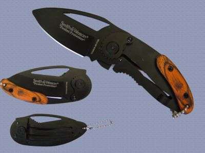 Smith and Wesson "Wood Insert" Pocket Protector Claw Knife