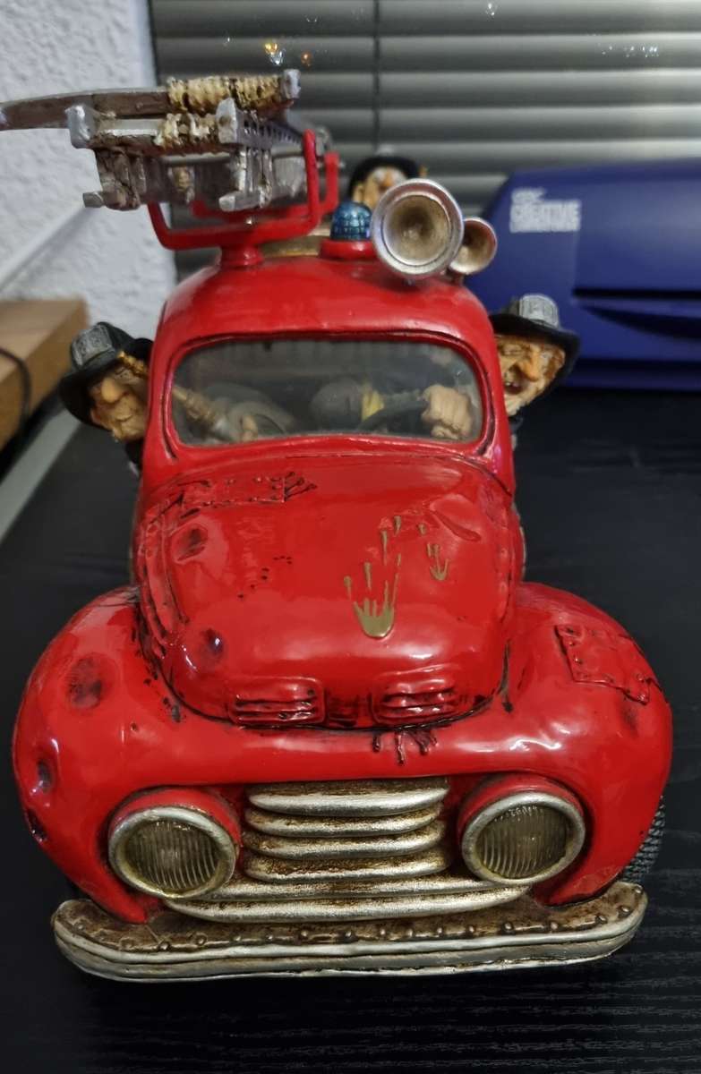 GUILLERMO FORCHINO ART-THE FIRE ENGINE-50%