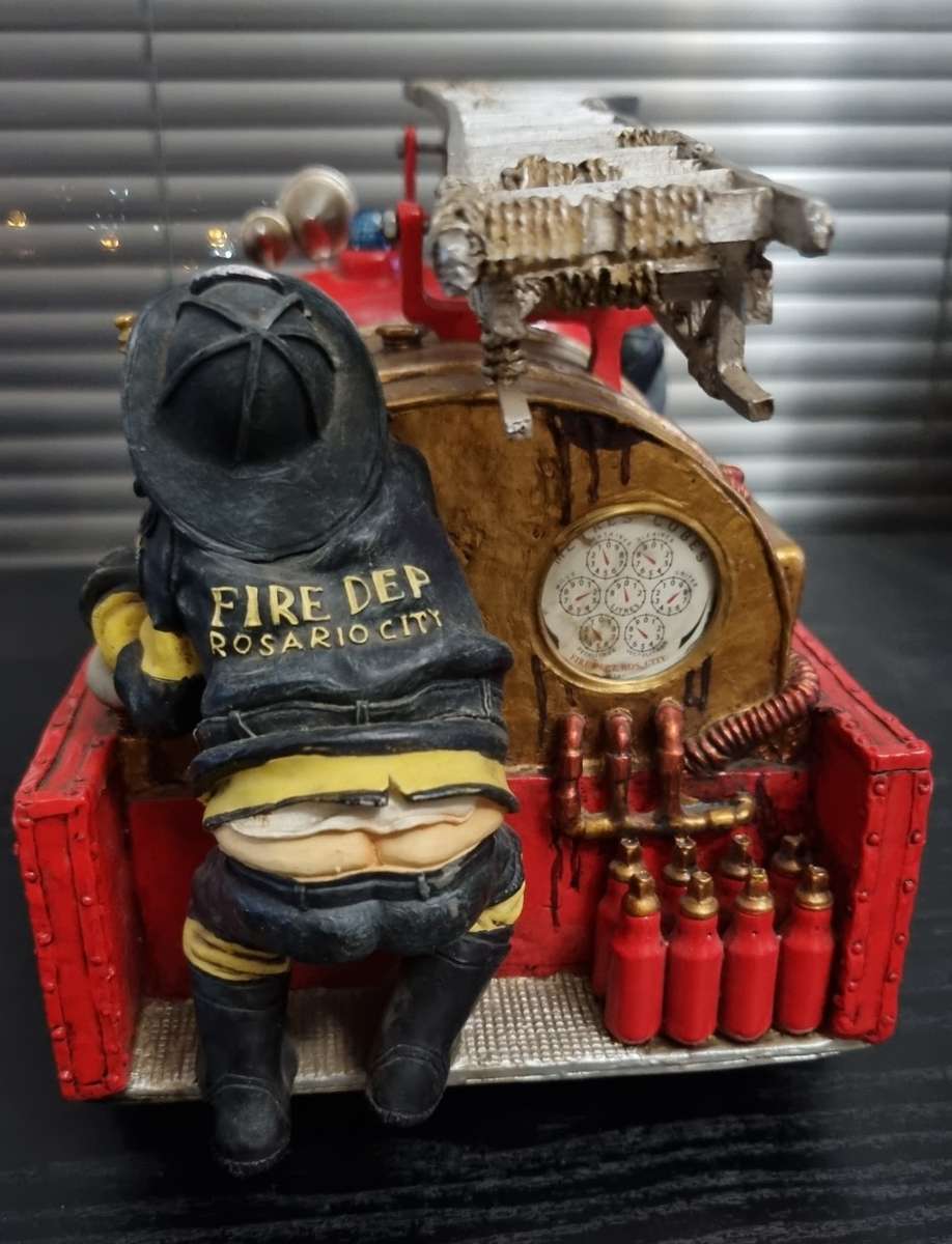 GUILLERMO FORCHINO ART-THE FIRE ENGINE-50%