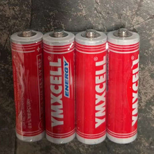 4 AA batteries at 1.5V