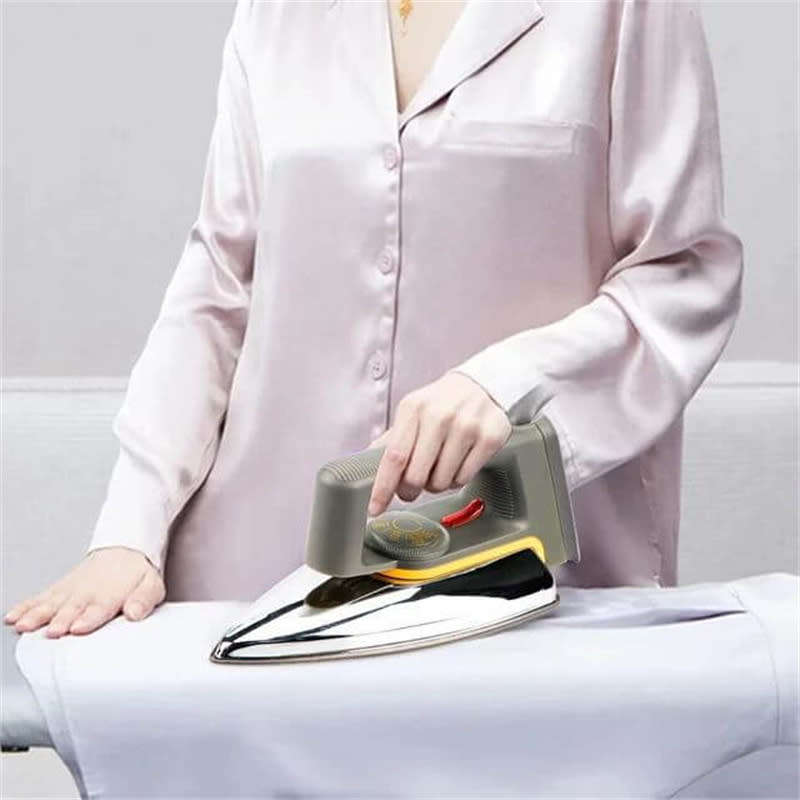 1600W Lightweight Non-stick Soleplate Self-drying Iron