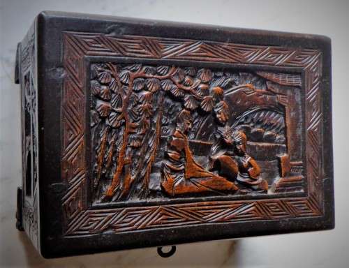 Vintage carved camphorwood jewellery box with key