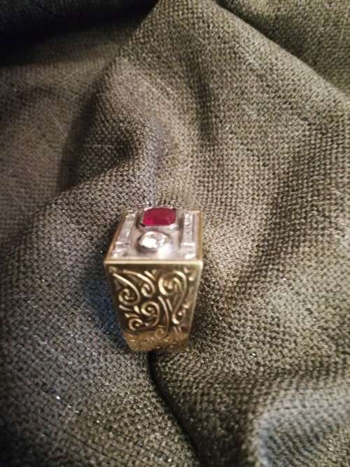 Wedding Ring with a difference 18ct