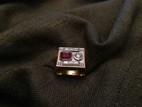 Wedding Ring with a difference 18ct