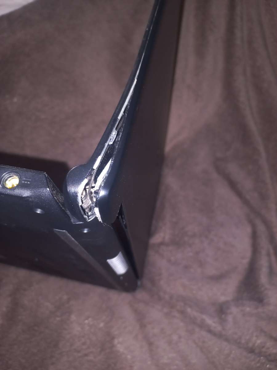 Acer Aspire Laptop i7 8th gen - Needs Repairs and Reset