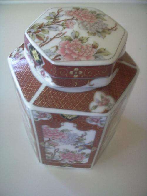 Chinese Urn