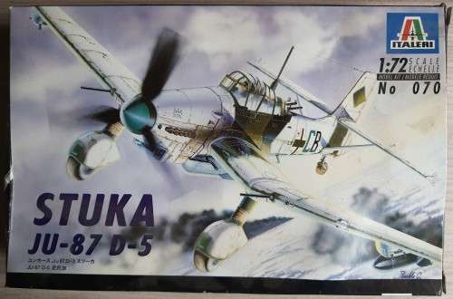1996 Italeri Stuka JU-87 D-5 Model Plane