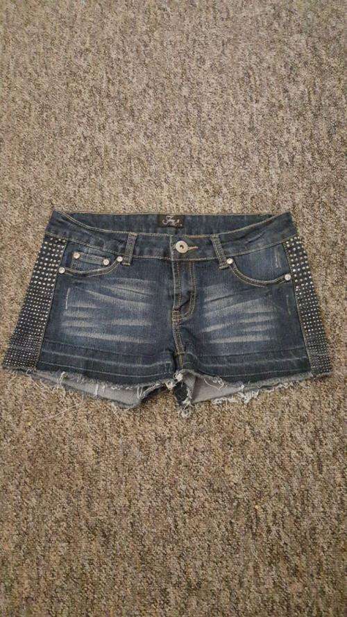 Free2BU Denim Short with Bling