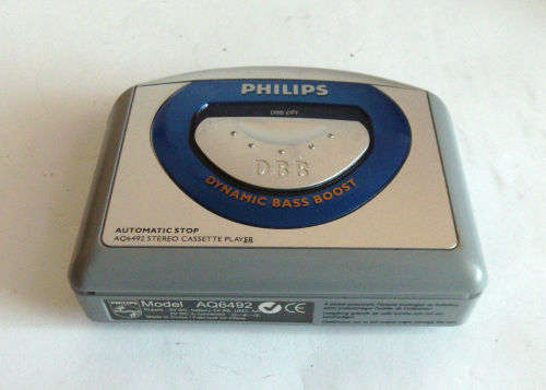 SONY AIWA XP-ZV71 PORTABLE CD PLAYER MP3 WALKMAN