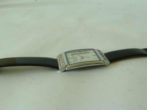 Vintage  Ladies wrist watch Gucci, quartz