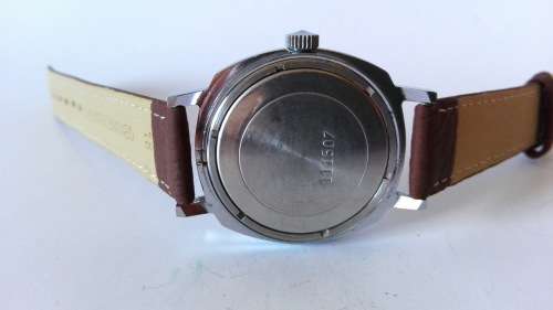 Russian vintage Men's wrist watch Slava - 21 jewels, date, w