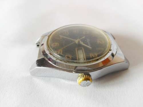 Vintage Soviet Men's wrist watch Raketa, round black