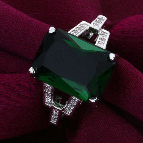 Elegant 925 Silver Emerald Ring, size Q