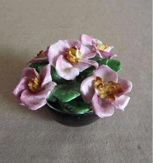 Vintage English Porcelain Figurine - Roses