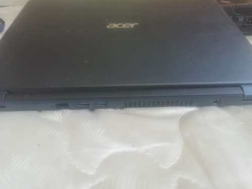 Acer Aspire ES1-433-54XN 14` Core i5 7200U,+1TB HDD + 256 SSD NVME M.2 +4GB RAM