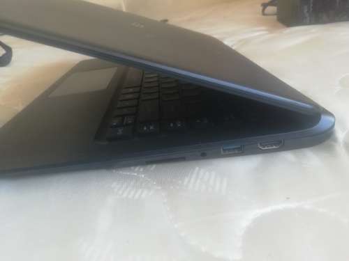 Acer Aspire ES1-433-54XN 14` Core i5 7200U,+1TB HDD + 256 SSD NVME M.2 +4GB RAM