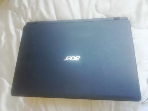 Acer Aspire ES1-433-54XN 14` Core i5 7200U,+1TB HDD + 256 SSD NVME M.2 +4GB RAM