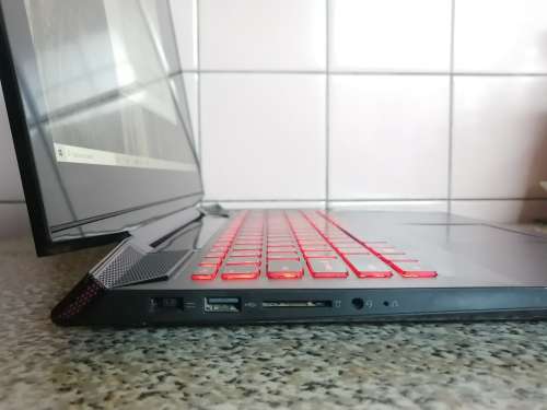 Lenovo Y700 Gaming laptop, Core i7-6th Gen,16 GB RAM, 4GB Dedicatd Graphics+1 TB HDD,240GB SSD,Win10