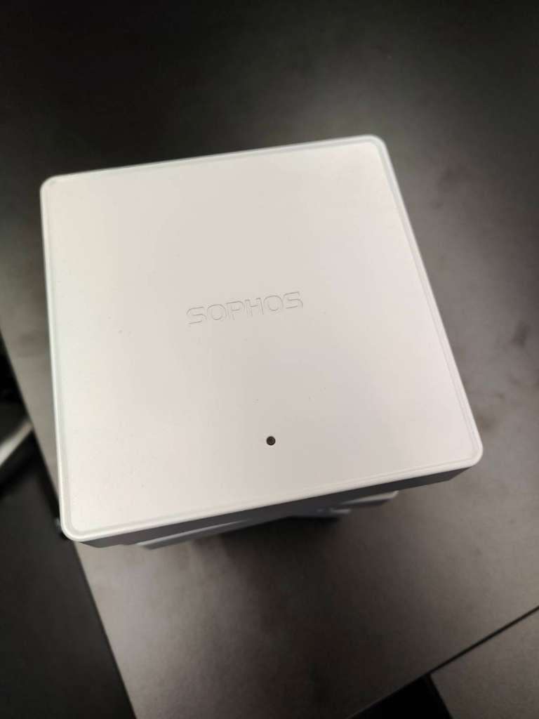 Sophos APX 120 - Wireless Access Point - Wi-Fi 5 - 2.4 GHz, 5 GHz
