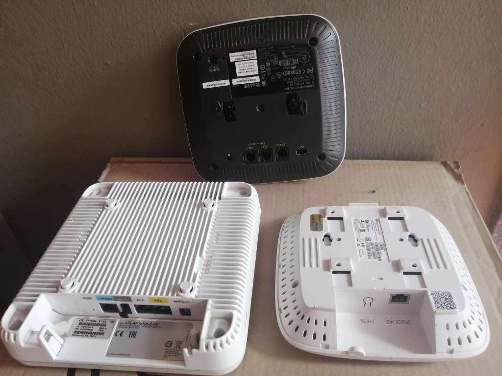 Lot of 3 Wireless & Radio access points (untested) [Brands: Aruba, Cisco, Cambium]