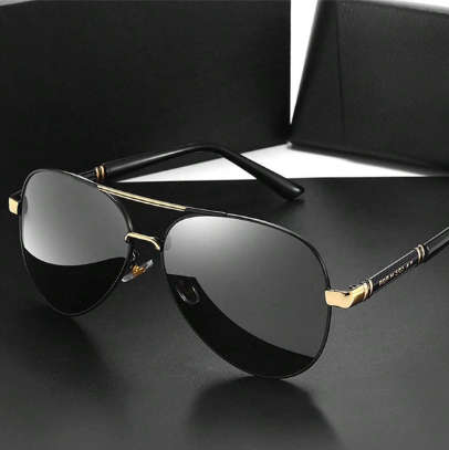 Classic Polarized Sunglasses For Both Men And Women, Driving With Sunglasses That Are UV Resistant
