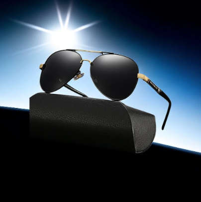 Classic Polarized Sunglasses For Both Men And Women, Driving With Sunglasses That Are UV Resistant