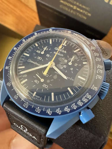 SWATCH x OMEGA MOONSWATCH Mission Moonshine Gold - MISSION NEPTUNE Speedmaster