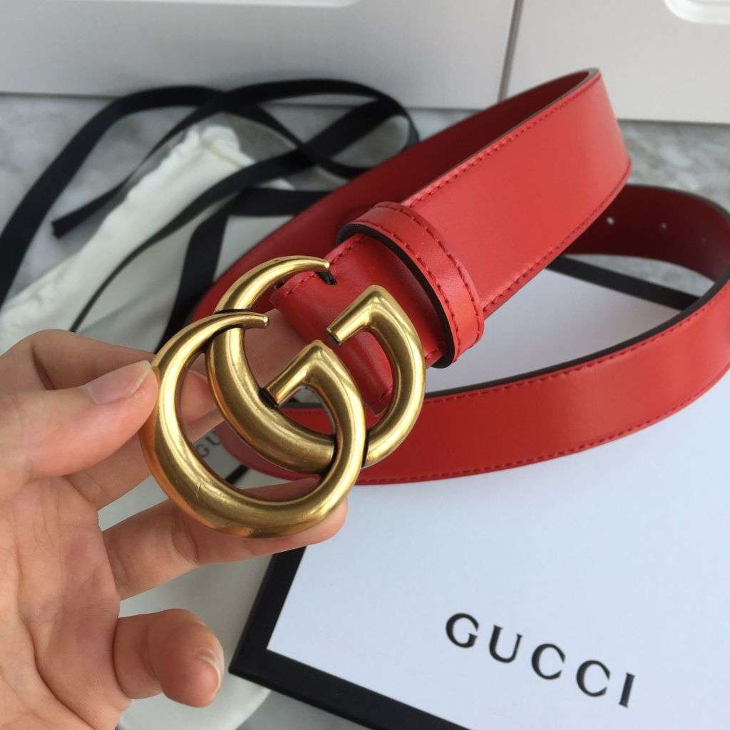 GUCCI GG MARMONT LEATHER BELT WITH SHINY BUCKLE WAIST 33-35/ 110CM R9600