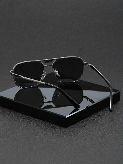 1pair Men`s Gray Top Bar Metal Frame Stylish Fashion Sunglasses Suitable For Outdoor Sun Protection