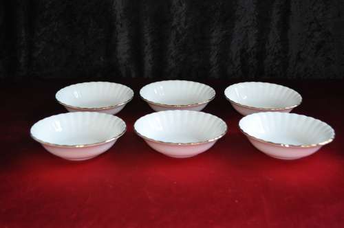 Royal Albert "Val D'or"  6 x Dessert Bowls.  -- Courier or Collections Please!!