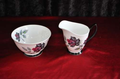Royal Albert "Masquerade" 21 Piece Tea Set.   ---   Collections or Courier Please!!!