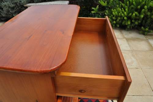 PINE 5 DRAWER  - CHEST OF DRAWERS    -----  COLLECTIONS ONLY!!!!!