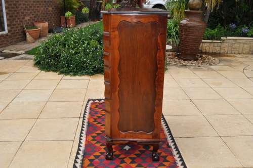 Imbuia Ball & Claw 3 Drawer - 2 Door Chest Of Drawers   ---   Collections Only!!!