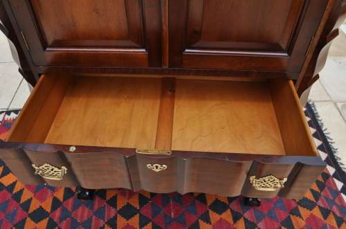 Imbuia Ball & Claw 3 Drawer - 2 Door Chest Of Drawers   ---   Collections Only!!!