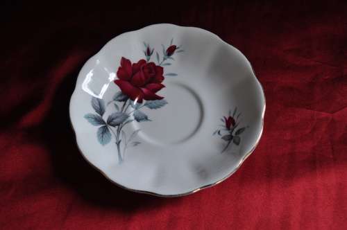 Royal Albert "Sweet Romance" Trio