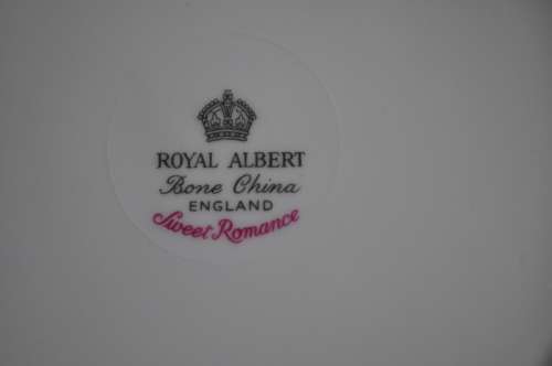 Royal Albert "Sweet Romance" Trio