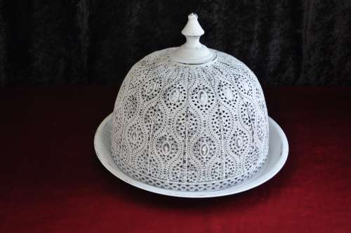 Sophia White Metal Dome Tray