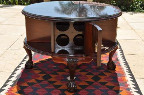 Imbuia Ball & Claw Drum Coffee Table With Built In Wine Rack & Glass Top  --  Collections Only!!