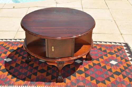 Imbuia Ball & Claw Drum Coffee Table With Built In Wine Rack & Glass Top  --  Collections Only!!