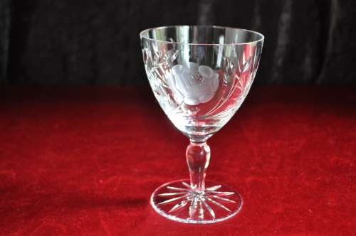 Rose Cut Crystal Red Wine Glasses x 4   ---   Damage Free!