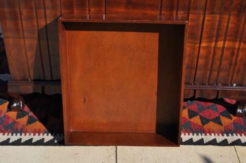 Imbuia Ball & Claw Kist --  Collections Only!!!