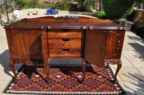 Imbuia Ball & Claw 4 Door, 3 Drawer Sideboard --  Collections Only!!!!!