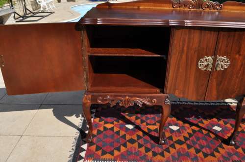 Imbuia Ball & Claw 4 Door, 3 Drawer Sideboard --  Collections Only!!!!!