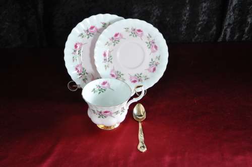 Royal Albert Unnamed Tea Trio & Spoon